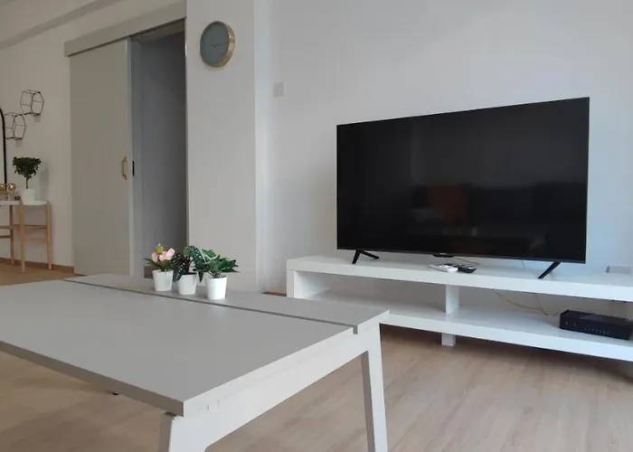 Mimosa Flat Cente 2bdr Apartament *