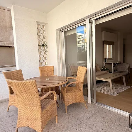 아파트 Mimosa Flat Cente 2bdr 니코시아