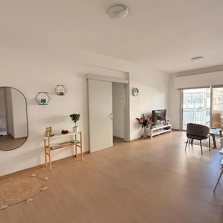 아파트 Mimosa Flat Cente 2bdr